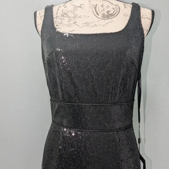 NWT Mac Duggal Black Sequined Sample dress Style 27131 - Picture 3 of 4